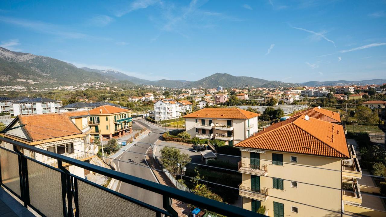 Maison Olga - Incantevole Nuovo Trilocale Vista Mare Con Parcheggio Borghetto Santo Spirito Zewnętrze zdjęcie