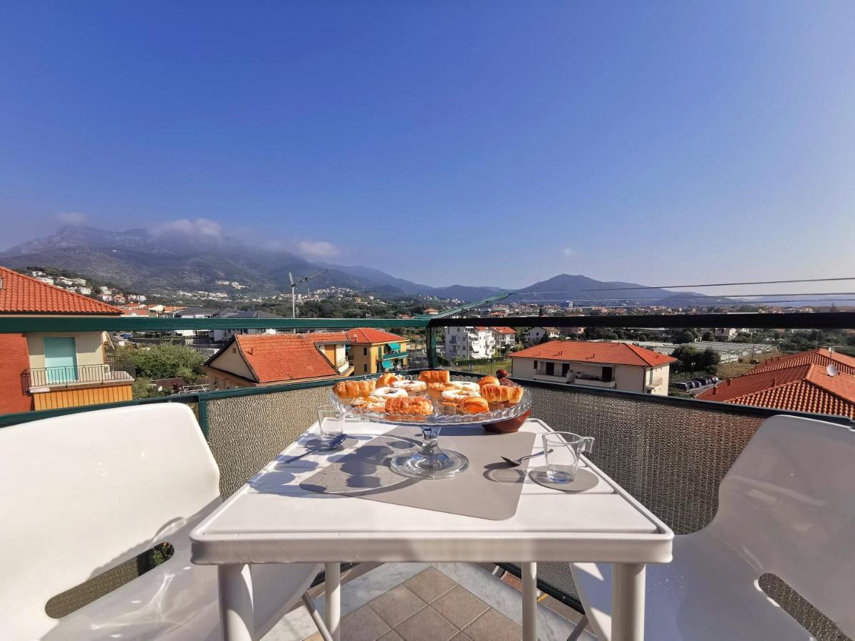 Maison Olga - Incantevole Nuovo Trilocale Vista Mare Con Parcheggio Borghetto Santo Spirito Zewnętrze zdjęcie